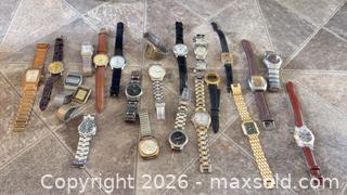 MaxSold Auction: Assorted Wristwatches — Helbros, Classic, Fred Berry B - Oshawa (Ontario, Canada) Moving Online Auction - Switzer Drive