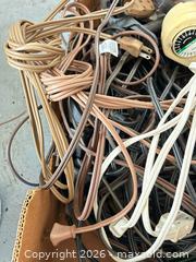 MaxSold Auction: Extension & Light Cords with Timer (NOMA/Generic) B - Oakville (Ontario, Canada) Estate Sale Online Auction - Cox Drive