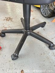 MaxSold Auction: Fabric Office Chair, Height Adjustable Swivel B - Oakville (Ontario, Canada) Estate Sale Online Auction - Cox Drive