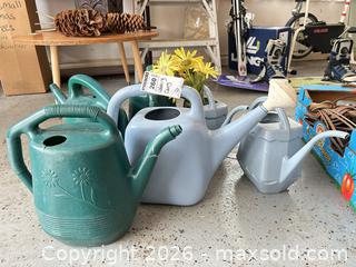 MaxSold Auction: Plastic Watering Can, Medium Capacity, Removable Rose, Decorative B - Oakville (Ontario, Canada) Estate Sale Online Auction - Cox Drive