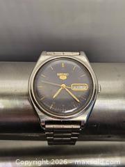 MaxSold Auction: Seiko 6309-8890 Automatic Stainless Steel Watch - New Westminster (British Columbia, Canada) SELLER MANAGED Downsizing Online Auction -  Hamilton Street
