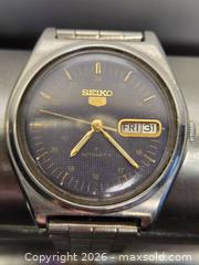 MaxSold Auction: Seiko 6309-8890 Automatic Stainless Steel Watch - New Westminster (British Columbia, Canada) SELLER MANAGED Downsizing Online Auction -  Hamilton Street