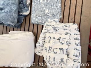 MaxSold Auction: Mixed Bed Linens Lot: Coverlet, Throw, Flat Sheet - Paisley & Novelty - North Vancouver (British Columbia, Canada) SELLER MANAGED Downsizing Online Auction - Broadview Drive