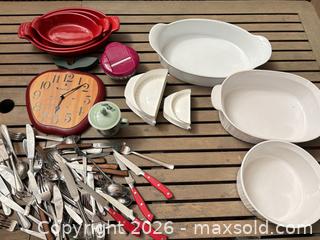 MaxSold Auction: Mixed Kitchenware Set with Flatware, Baking Dishes & Wall Clock - North Vancouver (British Columbia, Canada) SELLER MANAGED Downsizing Online Auction - Broadview Drive