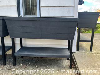 MaxSold Auction: Elevated Rectangular Polymer Garden Boxes with Lower Shelving (4) - Leeds And The Thousand Islands (Ontario, Canada) SELLER MANAGED Downsizing Online Auction - Lyndhurst Road