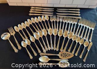 MaxSold Auction: Vintage Wm. Rogers & Son Silverplate Flatware - Loomis (California, USA) PARTNER MANAGED Moving Online Auction - Brennans Road