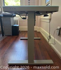 MaxSold Auction: Tresanti Adjustable Height / Standing Desk - Philadelphia (Pennsylvania, USA) SELLER MANAGED Downsizing Online Auction - Chester Avenue