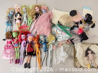 MaxSold Auction: Group of Misc. Dolls and Accessories - Vallejo (California, USA) PARTNER MANAGED Estate Sale Online Auction - Georgia Street
