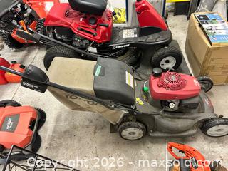 MaxSold Auction: Honda HRX 217 21in Self-Propelled Walk-Behind Mower - Campbellford (Ontario, Canada) PARTNER MANAGED Estate Sale Online Auction - Garry Street