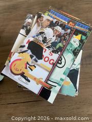 MaxSold Auction: 470 Mixed Hockey Cards - Ottawa (Ontario, Canada) SELLER MANAGED Reseller Online Auction - Canadian Shield Avenue (CONDO)