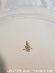 MaxSold Auction: Royal Doulton Porcelain Dinnerware & Serve ware Set, and Gravy Bowl White/Gold - Oakville (Ontario, Canada) SELLER MANAGED Estate Sale Online Auction - Ballantry Road