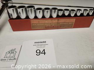MaxSold Auction: Snap-on 3/8" Metric 10-Piece Deep 6-Point Socket Set - Oakville (Ontario, Canada) SELLER MANAGED Estate Sale Online Auction - Ballantry Road