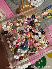 MaxSold Auction: Mixed beads and earrings  - Hamilton (Ontario, Canada) SELLER MANAGED Downsizing Online Auction - Kensington Avenue N
