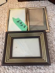 MaxSold Auction: Assorted Photo Frames Including a Digital Frame - Hamilton (Ontario, Canada) PARTNER MANAGED Estate Sale Online Auction - Crumlin Lane