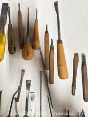 MaxSold Auction: Woodworking Tool Assortment: Chisels, Gouges, Hollowing Tool - Port Orchard (Washington, USA) SELLER MANAGED Downsizing Online Auction - Southwest Pine (STORAGE)