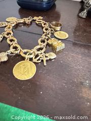MaxSold Auction: 18 k gold and more  - Toronto (Ontario, Canada) PARTNER MANAGED Estate Sale Online Auction - Scarboro Avenue