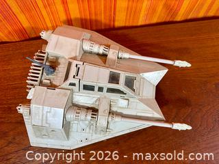 MaxSold Auction: Vintage 1980 Kenner Star Wars Rebel Snowspeeder - Hamilton (Ontario, Canada) SELLER MANAGED Estate Sale Online Auction - Gertrude Street