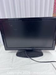 MaxSold Auction: Lloyd’s 22” LCD TV/DVD Combo – Model LDVD2210W - North York (Ontario, Canada) SELLER MANAGED Downsizing Online Auction -  Bridgeland Avenue