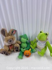 MaxSold Auction: Plush Toy Lot Including Frog Plush, Bunny, Monkey & Annoying Orange - North York (Ontario, Canada) SELLER MANAGED Downsizing Online Auction -  Bridgeland Avenue