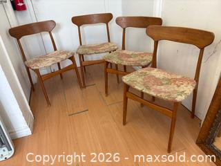 MaxSold Auction: (4) MCM TEAK Upholstered Dining Chairs By Danish Furniture Importing Company  - Toronto (Ontario, Canada) SELLER MANAGED Reseller Online Auction - Chesswood Drive