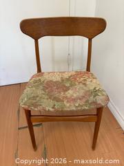 MaxSold Auction: (4) MCM TEAK Upholstered Dining Chairs By Danish Furniture Importing Company  - Toronto (Ontario, Canada) SELLER MANAGED Reseller Online Auction - Chesswood Drive