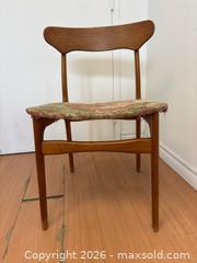 MaxSold Auction: (4) MCM TEAK Upholstered Dining Chairs By Danish Furniture Importing Company  - Toronto (Ontario, Canada) SELLER MANAGED Reseller Online Auction - Chesswood Drive