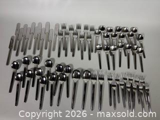 MaxSold Auction: Modernist Y. KONO VIGNELLI Designs Stainless Steel Flatware Set for Sasaki  - Toronto (Ontario, Canada) SELLER MANAGED Reseller Online Auction - Chesswood Drive