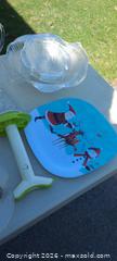 MaxSold Auction: Salad bowl set - Greater Napanee (Ontario, Canada) SELLER MANAGED Downsizing Online Auction - Beverly Street