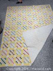 MaxSold Auction: Vintage Handmade Quilt - Campbell (California, USA) PARTNER MANAGED Estate Sale Online Auction -  Dell Avenue