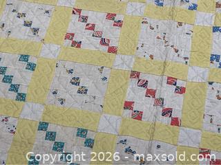 MaxSold Auction: Vintage Handmade Quilt - Campbell (California, USA) PARTNER MANAGED Estate Sale Online Auction -  Dell Avenue