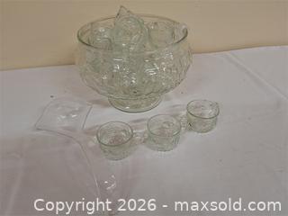 MaxSold Auction: Punch Bowl Set - Newburgh (Ontario, Canada) SELLER MANAGED Charity/Fundraising Online Auction - Academy Street