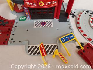 MaxSold Auction: Toy lot - Newburgh (Ontario, Canada) SELLER MANAGED Charity/Fundraising Online Auction - Academy Street