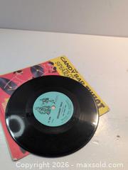 MaxSold Auction: 7" 78 RPM Vinyl Single — The Candy Bar Twist / Spearmint Twist - Victoria (British Columbia, Canada) SELLER MANAGED Reseller Online Auction - Island Highway (STORAGE)