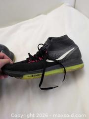 MaxSold Auction: Nike Flyknit Zoom Running Shoes - Victoria (British Columbia, Canada) SELLER MANAGED Reseller Online Auction - Island Highway (STORAGE)