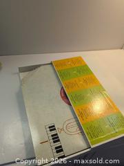 MaxSold Auction: Reader's Digest South Sea Island Magic 12 inch LP Box Set - Victoria (British Columbia, Canada) SELLER MANAGED Reseller Online Auction - Island Highway (STORAGE)
