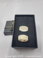 MaxSold Auction: Vintage Cuff Links - Toronto (Ontario, Canada) SELLER MANAGED Estate Sale Online Auction - Swanwick Avenue