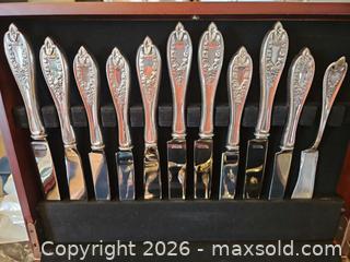 MaxSold Auction: 60-Piece Silver-Plated Rogers Bros. Ornate Floral Flatware Set with Chest - Centre Hastings (Ontario, Canada) PARTNER MANAGED Estate Sale Online Auction - Mckenzie Street