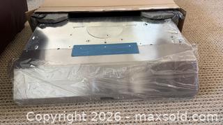 MaxSold Auction: Broan BKDJ130SS 30-inch Stainless Steel Range Hood - Surrey (British Columbia, Canada) SELLER MANAGED Estate Sale Online Auction - Canterbury Drive                