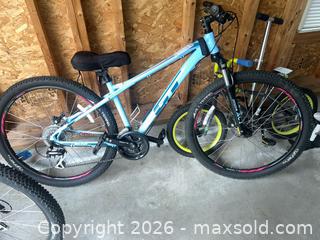 MaxSold Auction: GT 26-inch Mountain Bike B - Acton (Massachusetts, USA) Moving Online Auction - West Side Drive