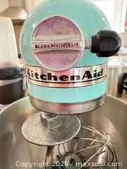 MaxSold Auction: KitchenAid Stand Mixer B - Acton (Massachusetts, USA) Moving Online Auction - West Side Drive