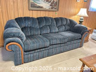 MaxSold Auction: Maple Mountain Industries Blue/Teal Multi-Color Sofa  D - Mississauga (Ontario, Canada) Estate Sale Online Auction - Teeswater Road