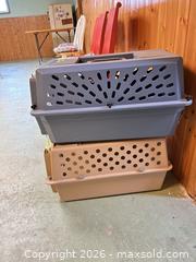 MaxSold Auction: Two Pet Taxi Small Plastic/Metal Pet Carriers/Crates B - Mississauga (Ontario, Canada) Estate Sale Online Auction - Teeswater Road