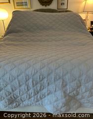 MaxSold Auction: Rize Queen Adjustable Bed Base - Chelsea (Massachusetts, USA) SELLER MANAGED Downsizing Online Auction -  Admirals Way