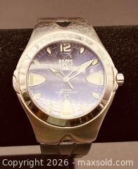 MaxSold Auction: Roots Epic R408 Stainless Steel Bracelet Quartz Watch Used (as is)  - Newmarket (Ontario, Canada) PARTNER MANAGED Reseller Online Auction - Walter Avenue