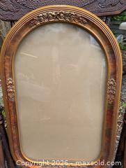 MaxSold Auction: EARLY DECORATED OVAL PICTURE FRAME WITH CONVEX GLASS - Loyalist (Ontario, Canada) SELLER MANAGED Downsizing Online Auction - Main Street