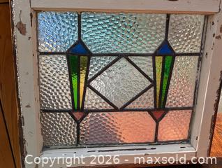 MaxSold Auction: VINTAGE VICTORIAN STAIN GLASS WINDOW - Loyalist (Ontario, Canada) SELLER MANAGED Downsizing Online Auction - Main Street