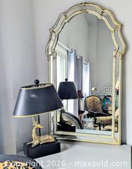 MaxSold Auction: LaBarge champagne gold keyhole mirror - Mississauga (Ontario, Canada) SELLER MANAGED Reseller Online Auction - Montevideo Road