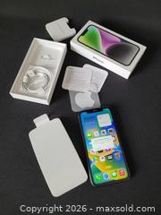 MaxSold Auction: Previously used Iphone 16. - Aurora (Ontario, Canada) SELLER MANAGED Downsizing Online Auction - Zokol Drive