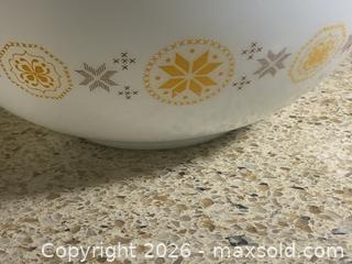 MaxSold Auction: Vintage Pyrex Cinderella Mixing Bowl in the Town and Country Pattern - Toronto (Ontario, Canada) SELLER MANAGED Downsizing Online Auction - O'connor Drive (CONDO)