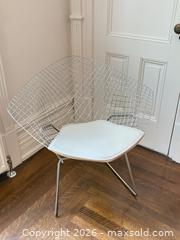 MaxSold Auction: BERTOIA DIAMOND CHAIR  - Yorkville (Ontario, Canada) PARTNER MANAGED Designer Online Auction - Bedford Road